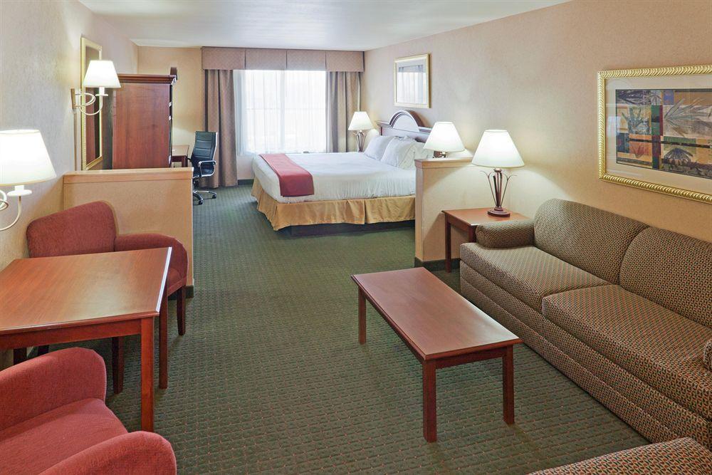 Holiday Inn Express Hotel & Suites Gillette By Ihg Rom bilde